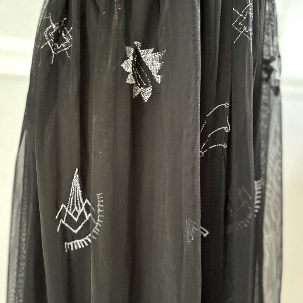 Bongo astrological dress